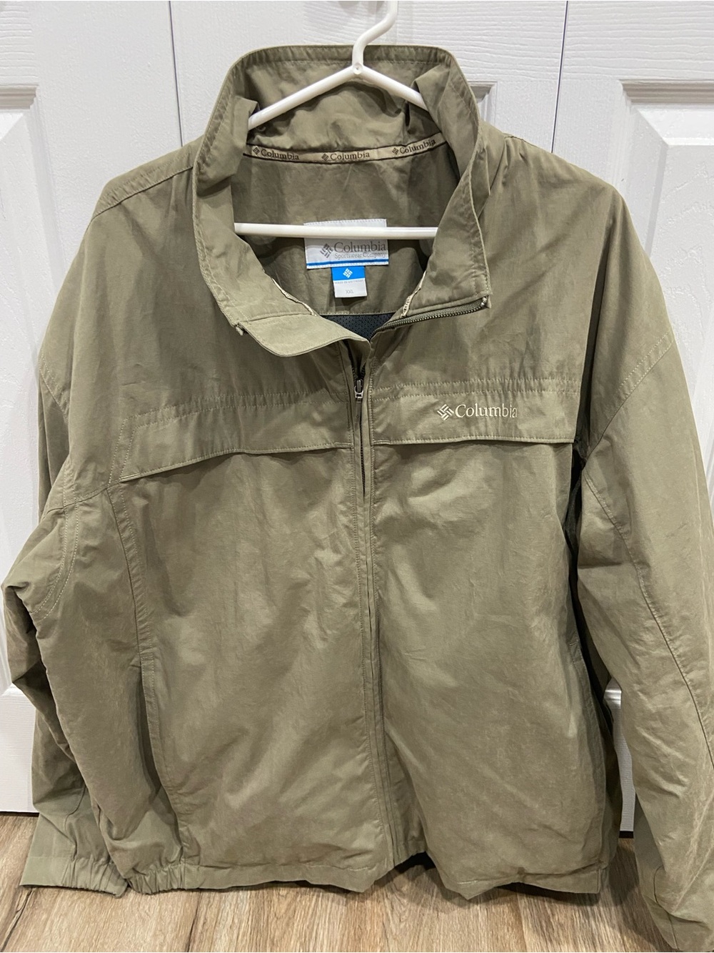 Columbia Olive Green Breathable  Men's Lightweight Jacket Size 2XL